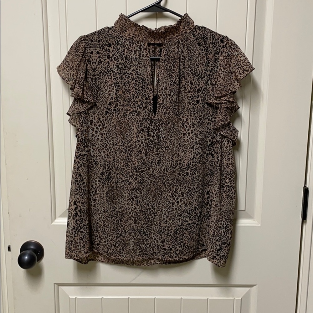 Leopard short sleeve blouse